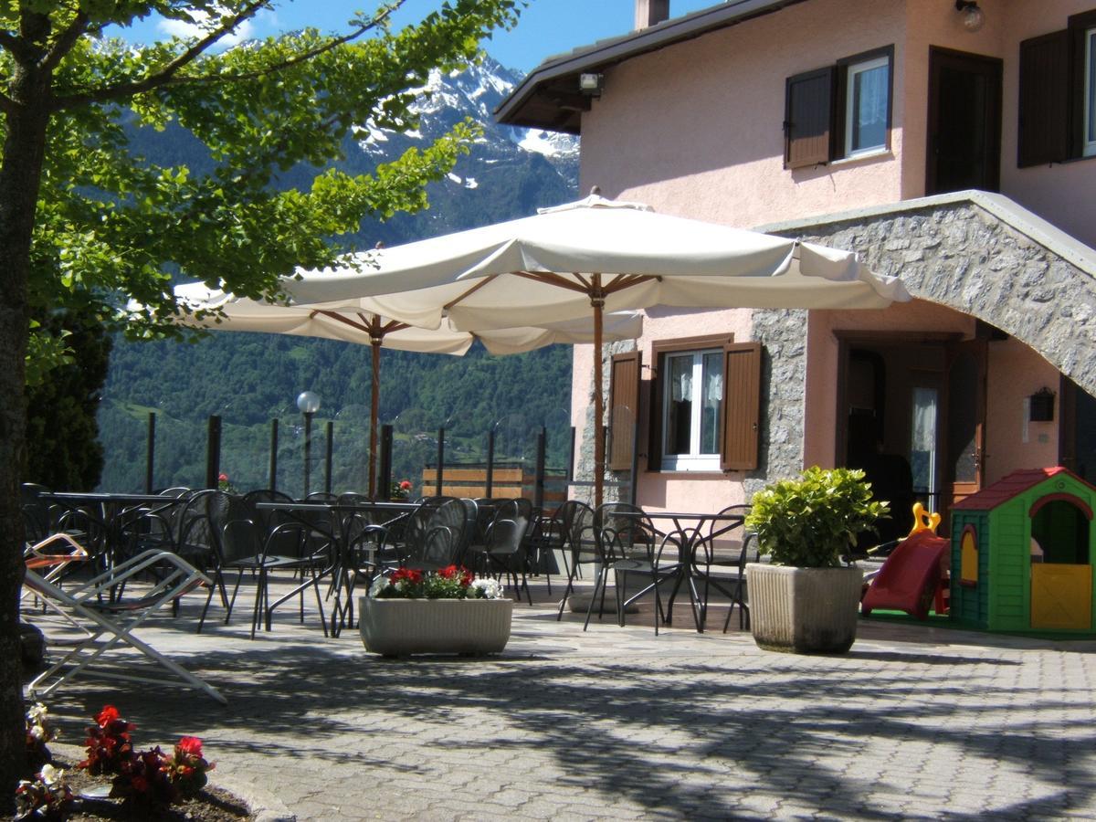 Hotel Ristorante Miravalle Teglio Extérieur photo