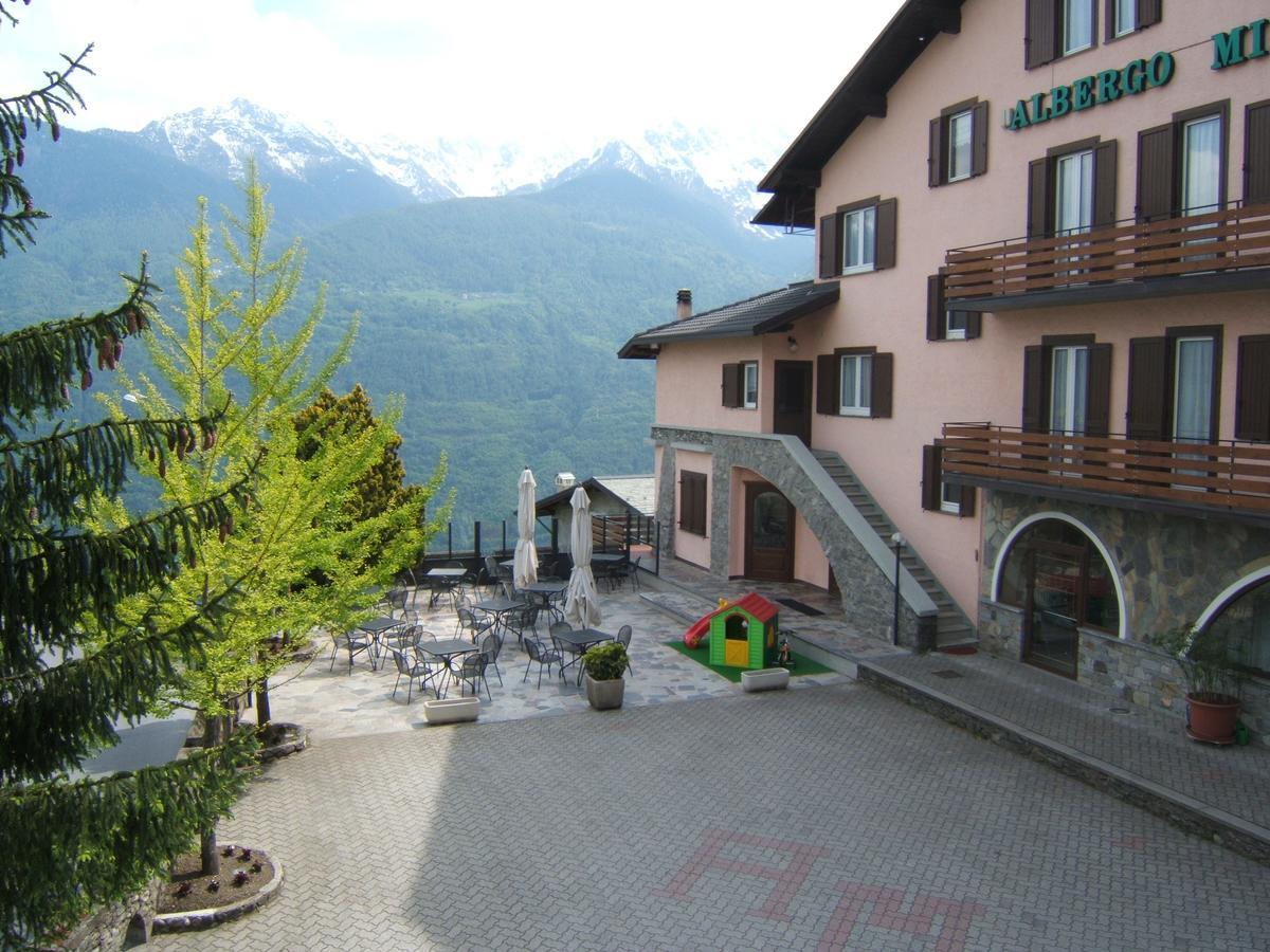Hotel Ristorante Miravalle Teglio Extérieur photo