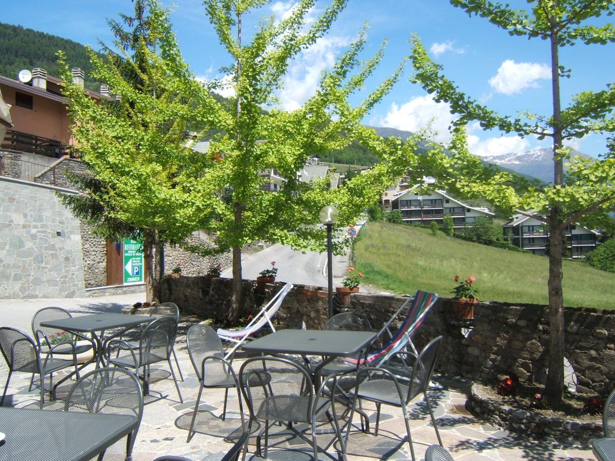 Hotel Ristorante Miravalle Teglio Extérieur photo